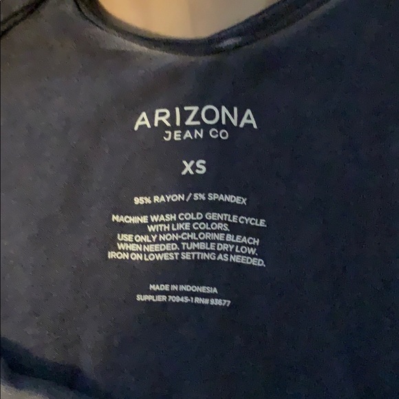 NWT - Picture 3 of 4